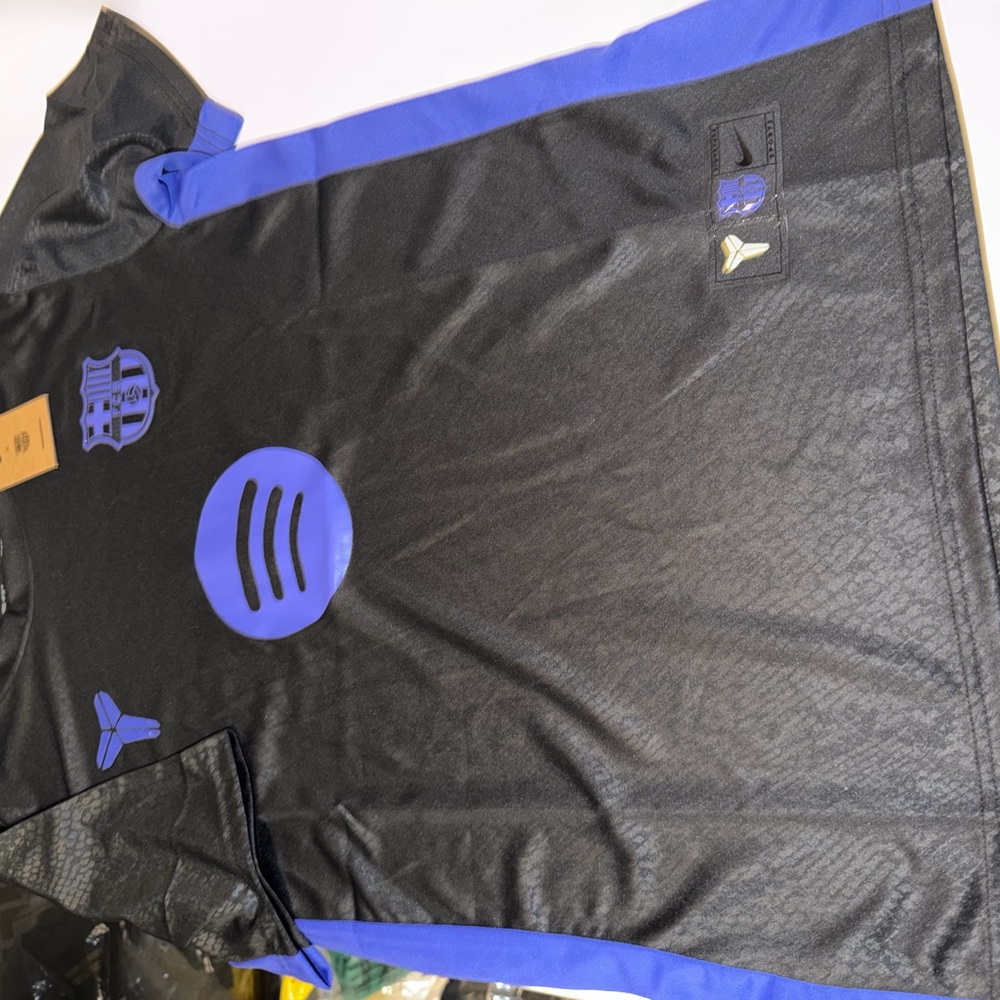 Fc Barcelona black jersey kit